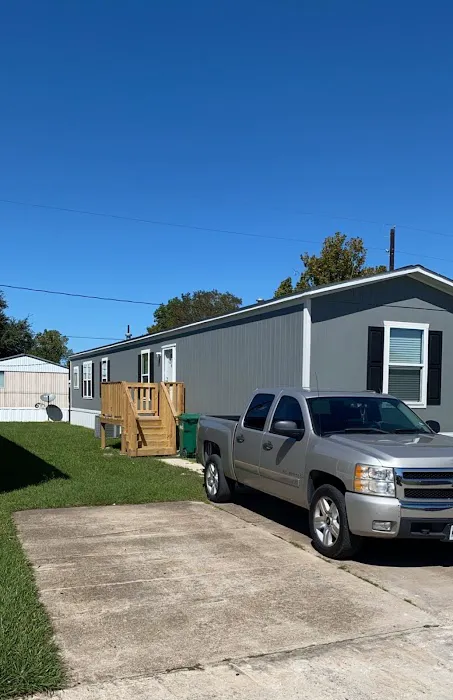 Woodgate Mobile Home Park Picture 3