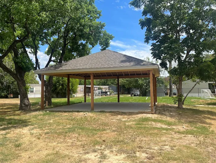 Willow Green Mobile Home Community Picture 5