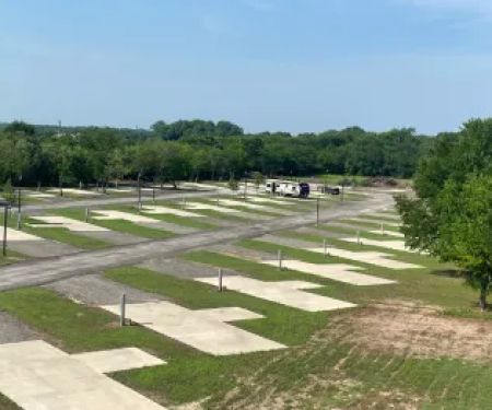 North East Texas Luxury RV and Cottages