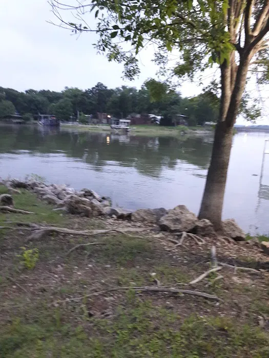 Duck Cove Trailer Park Picture 10