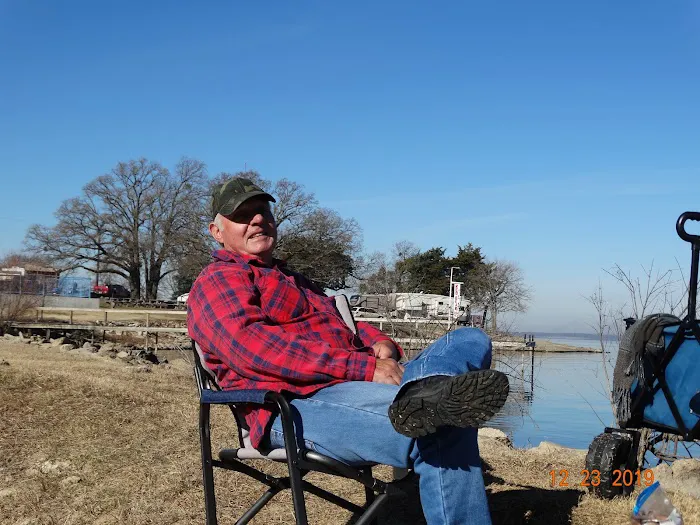 Red Bear RV Resort Picture 6