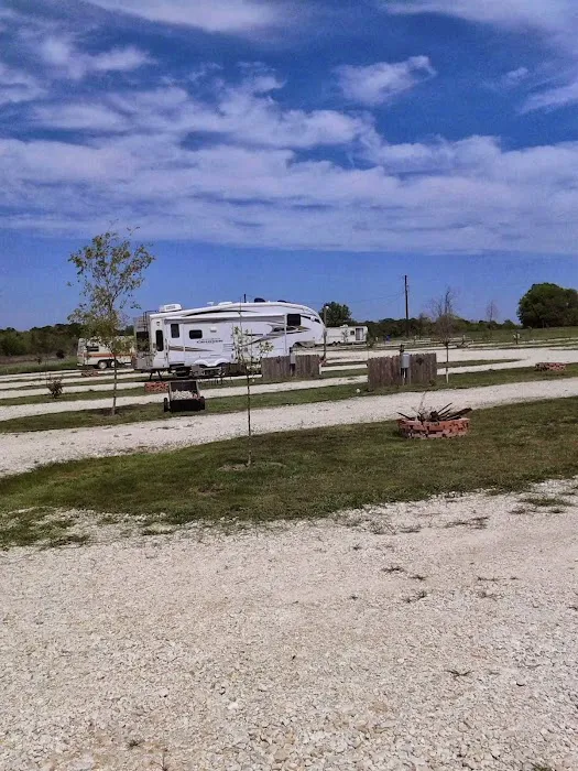 Lakeside RV Park Picture 1
