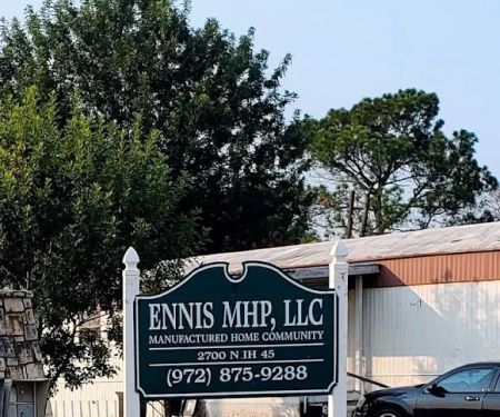 Ennis Mobile Home Park