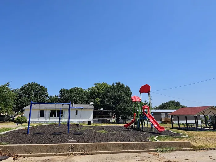 Pine Meadows Estates Picture 10