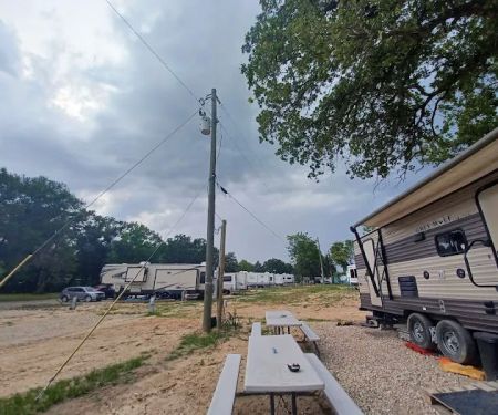 RL Waters Edge RV Park