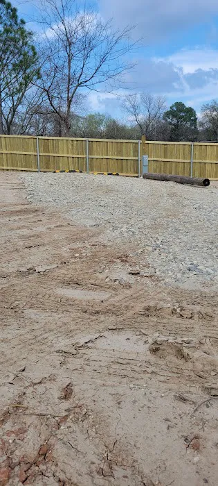 RL Waters Edge RV Park Picture 3