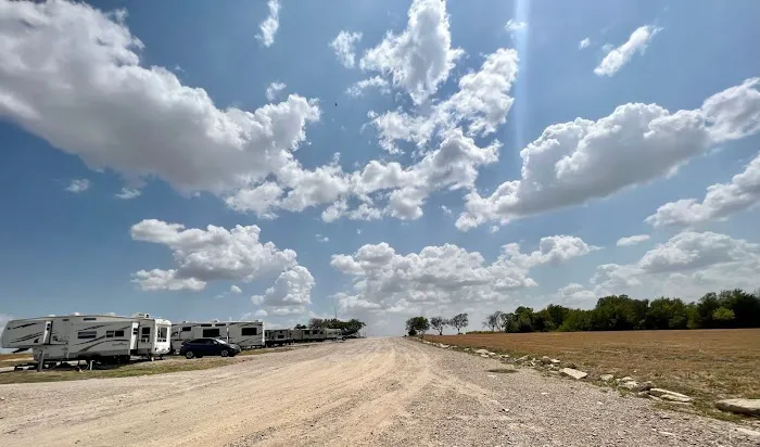 Hideaway RV Park | Quinlan, TX Picture 4