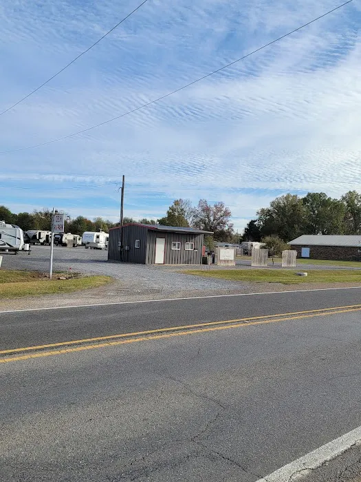 Delhi RV Park Picture 7