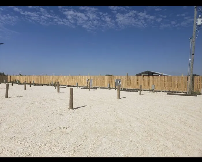 Salty Crab RV Park Picture 1