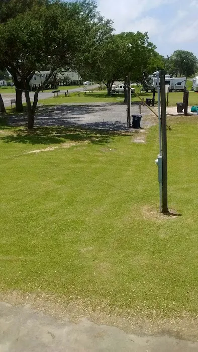 Charles RV Park Picture 8