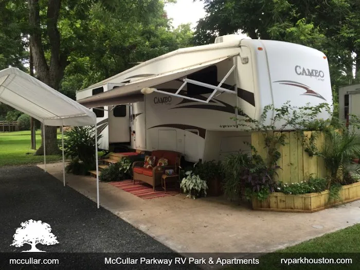 McCullar Enterprises, Inc. Picture 1