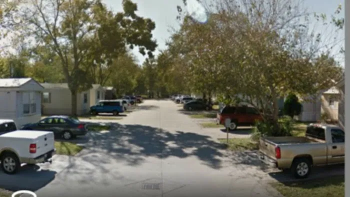 Oak Haven Mobile Home Village Picture 3