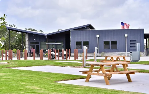 Eric & Jay's RV Resort Picture 4