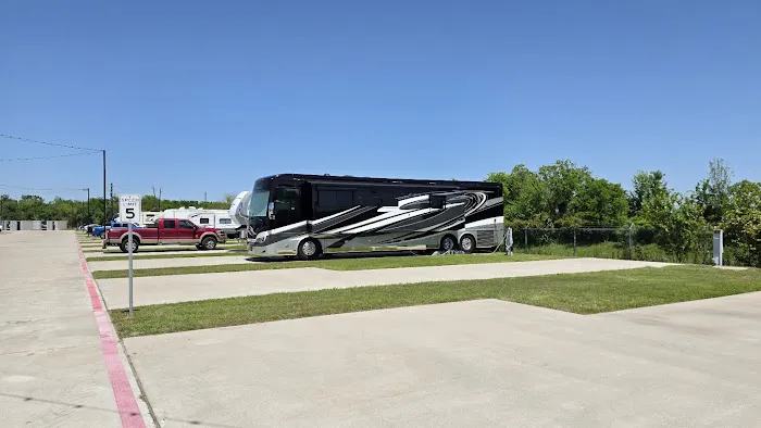 Medical Center RV Resort Picture 6