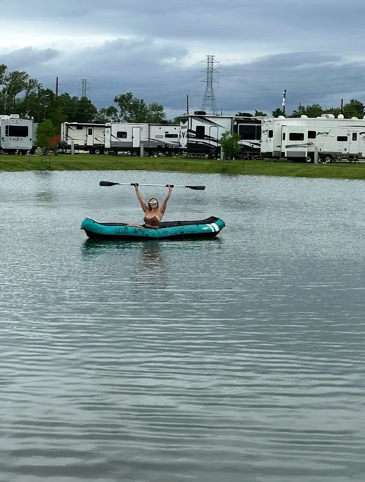 Cullen RV Resort Picture 8