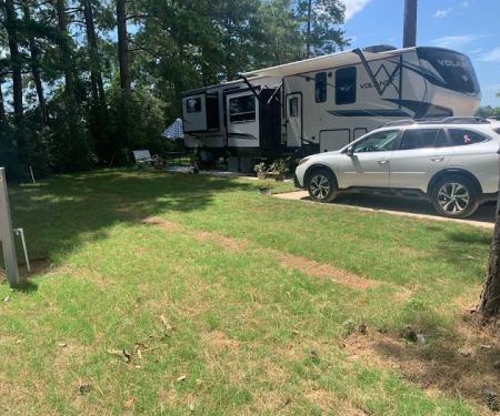 Hidden Lake RV Resort