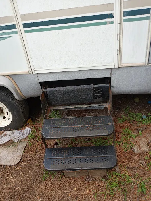 Magnolia Pines RV Park Picture 4