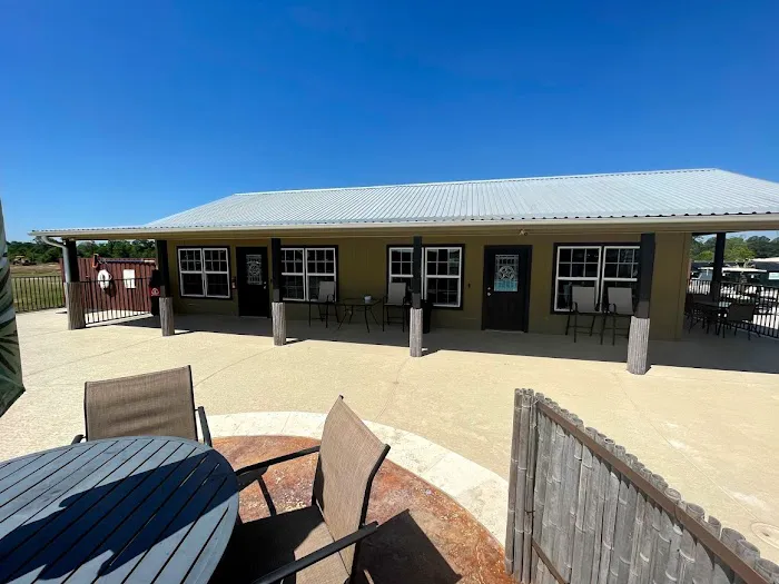 Royal Palms RV Resort Picture 7