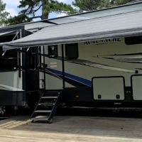 Pinewood Trails RV Park ico