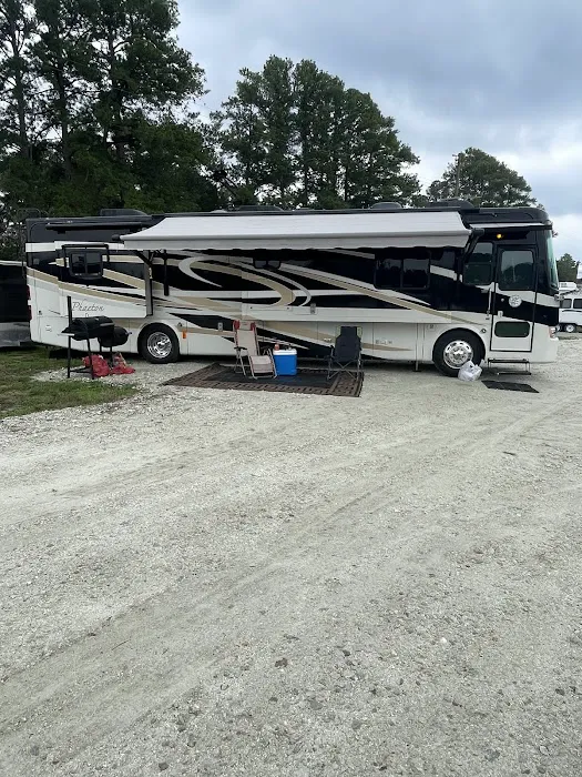 Stoneham Trails RV Park Picture 1