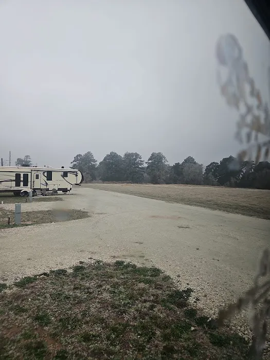 Stoneham Trails RV Park Picture 7