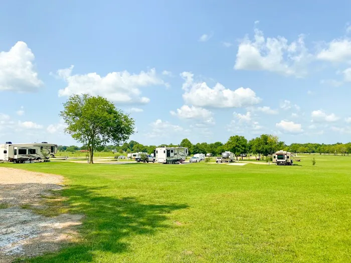 Hopkins RV Park Picture 3