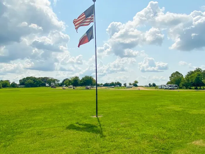 Hopkins RV Park Picture 4