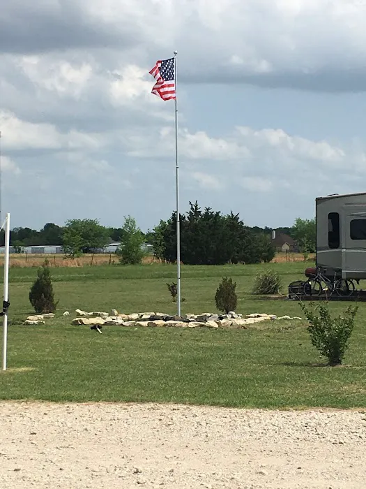 Rustic Acres RV Park Picture 8