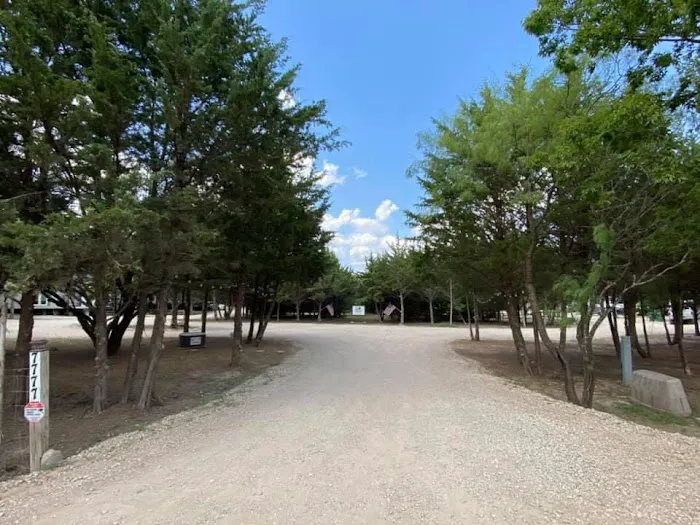 Royse City Rv Park Picture 9
