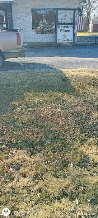Houston Place RV Ranch Picture 1