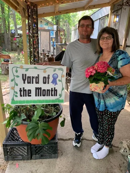 Rustic Oaks Mobile Home and RV Park Picture 8