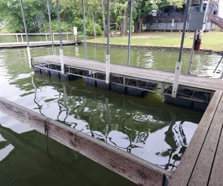 Rabbit Cove Landing Rv/Marina