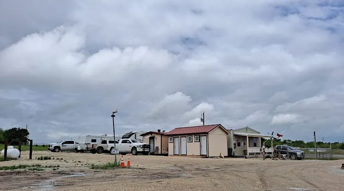 Patriot RV Park - Waco NE Picture 9