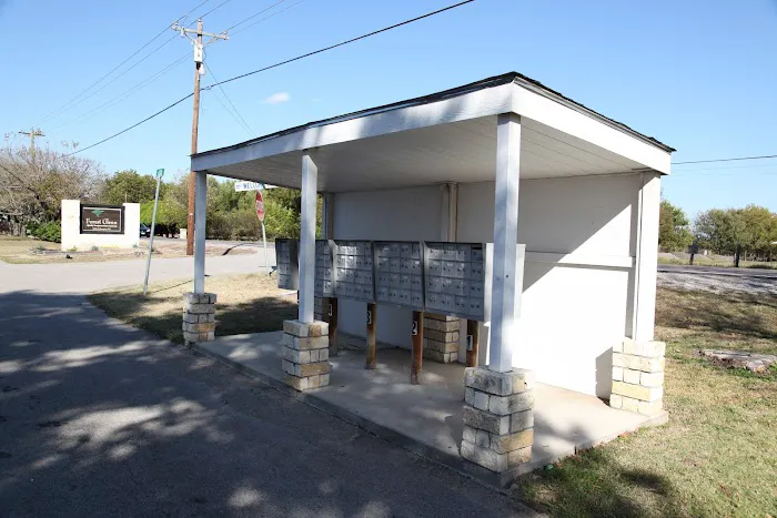 Forest Glenn Mobile Home Community Picture 5