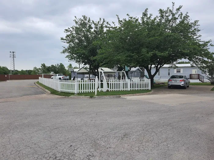 Buena Vista Estates Picture 1