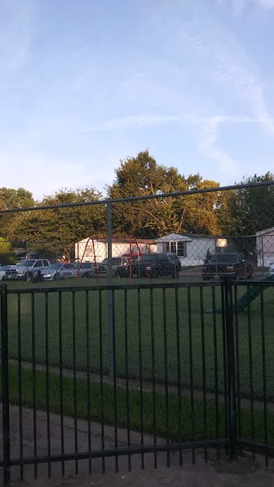 Pecan Lake Mobile Home Park Picture 7