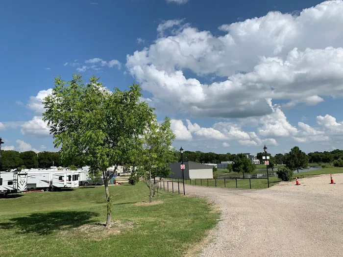 Plantation Place Dallas RV Park Picture 6