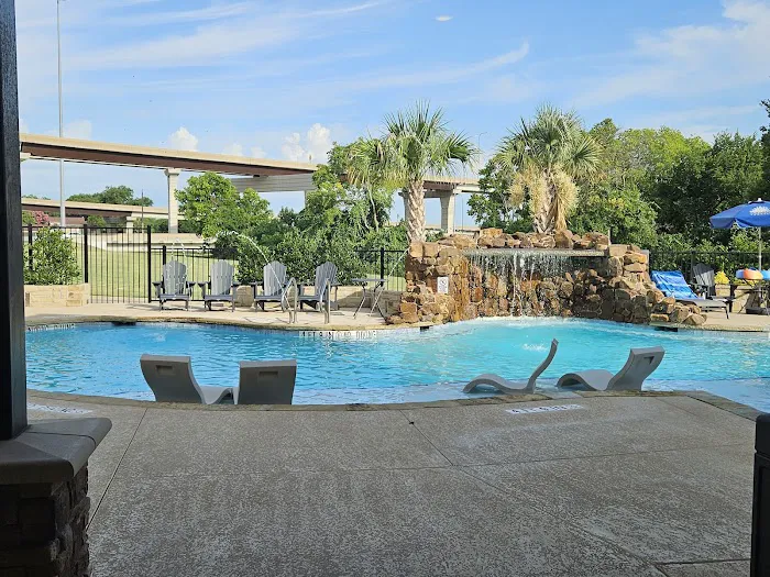 Lakeshore RV Resort Picture 2