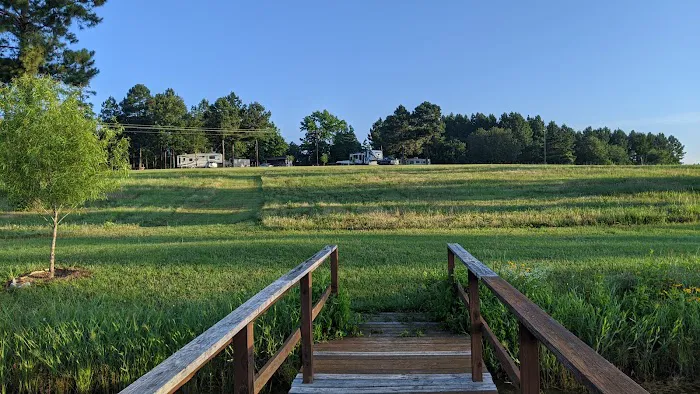 Hawks Nest Senior RV Park Picture 4