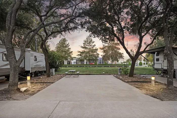 AllStar RV Resort by QRV Picture 5
