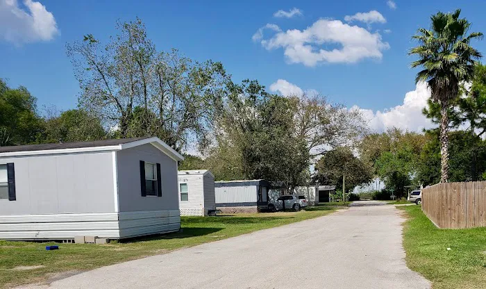 Pearland Acres Mobile Home Community Picture 2