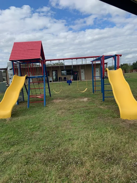 Mustang Bayou RV Park Picture 10