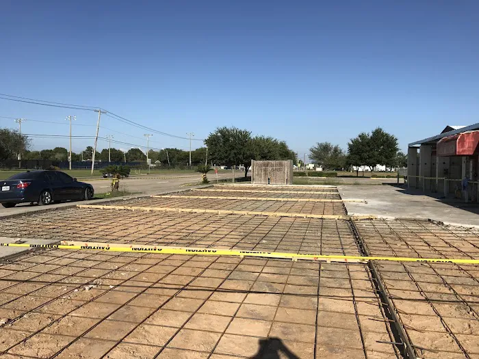 Palms RV Park Picture 7