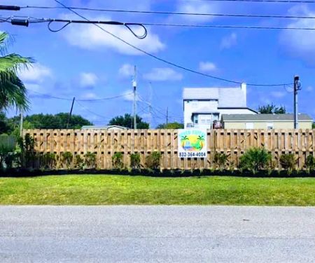 Green Parrot RV Park