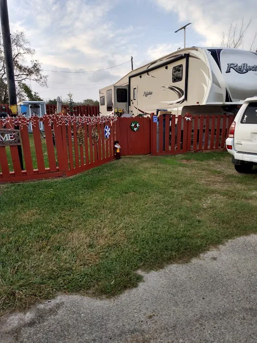 Coastal Haven RV Park Picture 2