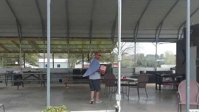 Magnolia’s Pond RV Park Picture 2