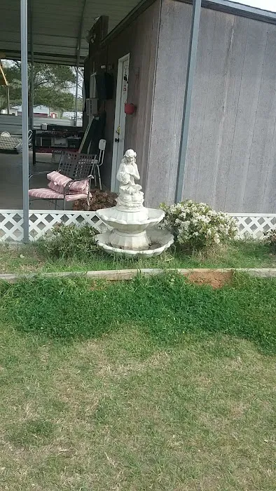 Magnolia’s Pond RV Park Picture 7