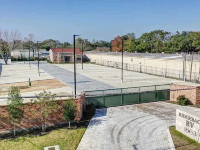 Ridgeback RV Picture 3