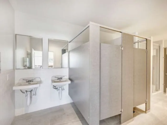 Ridgeback RV Picture 2