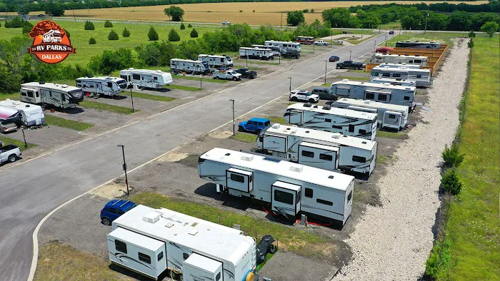 Dallas Fate RV Park & Tiny Home Community Picture 10